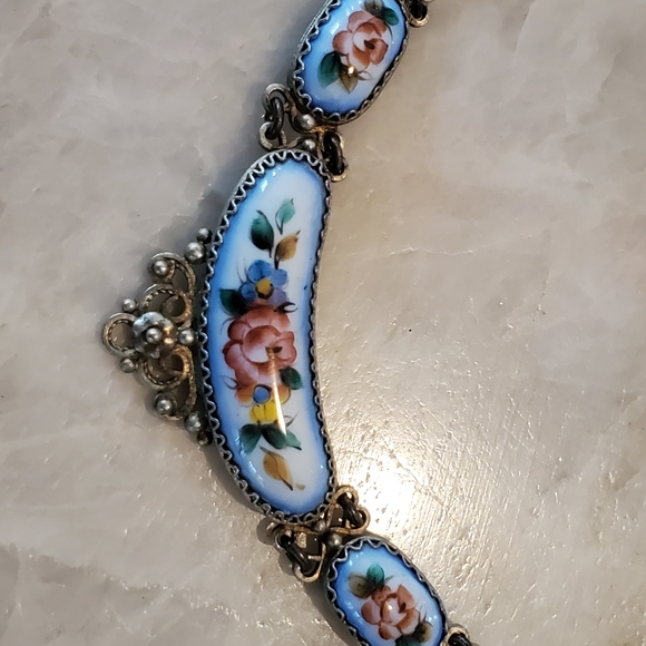 Enamel hand-painted necklace and earrings set - Picture 8 of 8